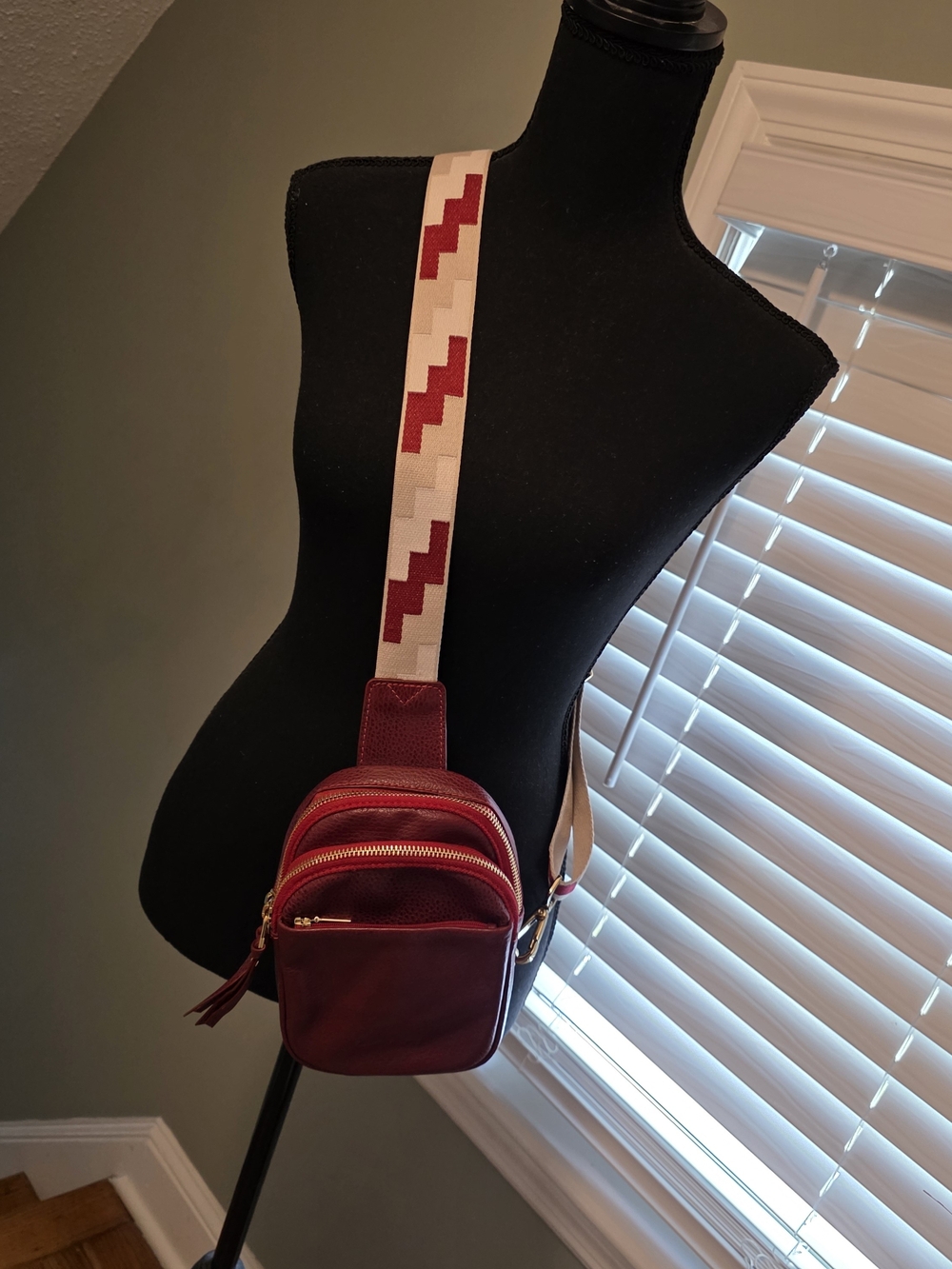 Land Leather Alexis Crossbody Small Bag, Casual Red Pebble Grain Leather